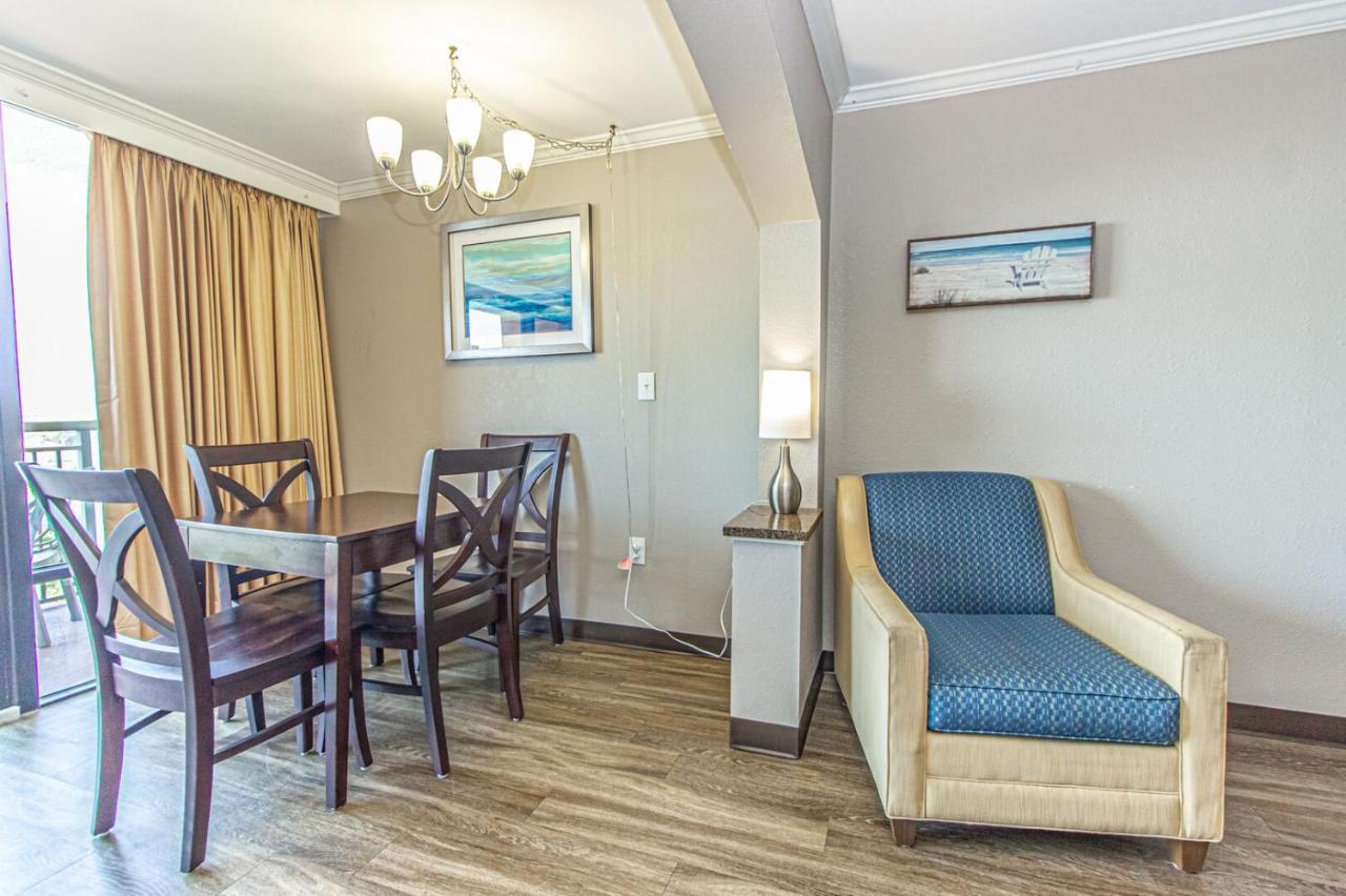Ocean View King Suite With Modern Decor And Accents - Caravelle Resort 605 Sleeps 4 Guests Myrtle Beach Buitenkant foto