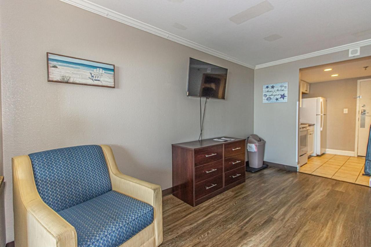 Ocean View King Suite With Modern Decor And Accents - Caravelle Resort 605 Sleeps 4 Guests Myrtle Beach Buitenkant foto